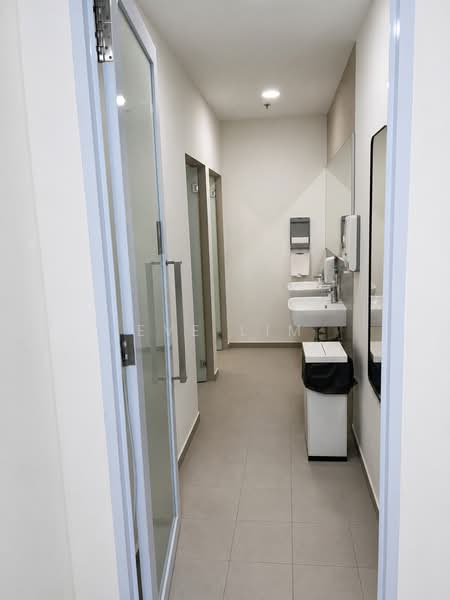 Leong Huat Building, , 2,562 sqft, Light Industrial (B1) For Rent, by Eve Lim, 500199851 - Corridor - CommercialGuru.com.sg