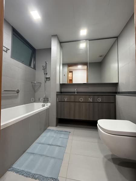 The Beverly, 45 Toh Tuck Road, 2 Bedrooms, 1,130 sqft, Apartment For Rent, by Dolly Ong, 500199859 - Bathroom - PropertyGuru.com.sg