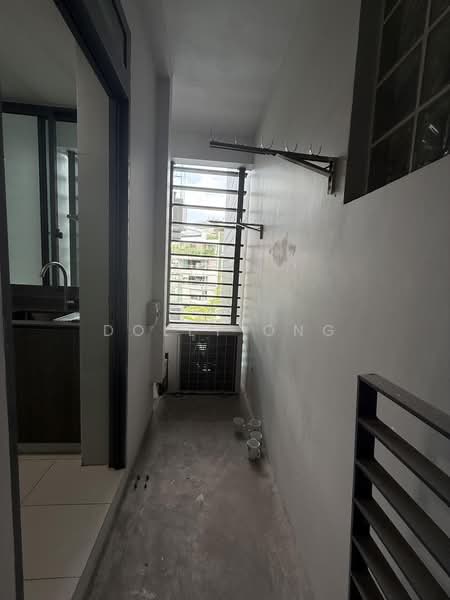 The Beverly, 45 Toh Tuck Road, 2 Bedrooms, 1,130 sqft, Apartment For Rent, by Dolly Ong, 500199859 - Corridor - PropertyGuru.com.sg