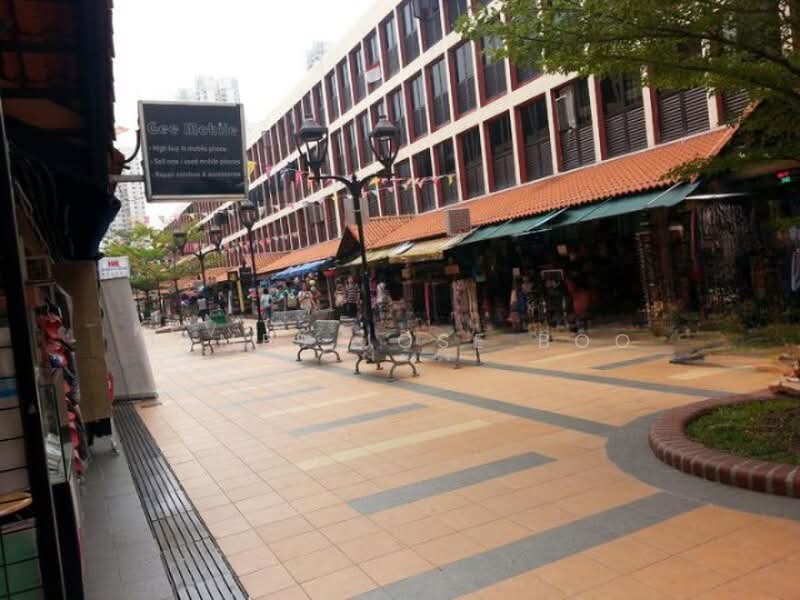 Busy Toa Payoh Central shop | Water point | Avail now, , 300 sqft, Shop / Shophouse For Rent, by James Jose Boo, 500199863 - CommercialGuru.com.sg