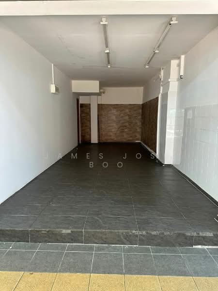 Busy Toa Payoh Central shop | Water point | Avail now, , 300 sqft, Shop / Shophouse For Rent, by James Jose Boo, 500199863 - CommercialGuru.com.sg
