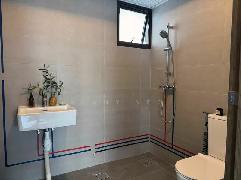 95A circuit road, , 2 Bedrooms, 990 sqft, HDB Flat For Rent, by Kenny Neo, 500199865 - Bathroom - PropertyGuru.com.sg