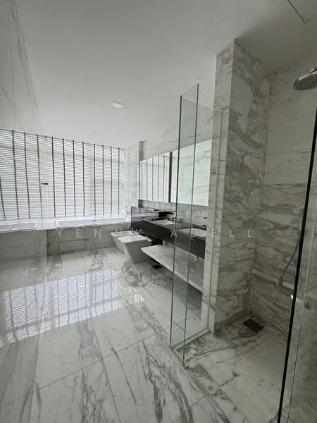 Residences @ Emerald Hill, 119 Emerald Hill Road, 5 Bedrooms, 5,791 sqft, Condominium For Sale, by Yenny Adell, 500199866 - Bathroom - PropertyGuru.com.sg