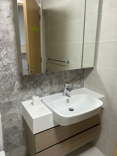 The Lakefront Residences, 48 Lakeside Drive, 1 Bedroom, 505 sqft, Condominium For Sale, by Grace Ong, 500199876 - Bathroom - PropertyGuru.com.sg