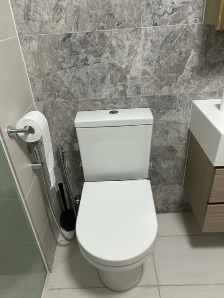 The Lakefront Residences, 48 Lakeside Drive, 1 Bedroom, 505 sqft, Condominium For Sale, by Grace Ong, 500199876 - Bathroom - PropertyGuru.com.sg