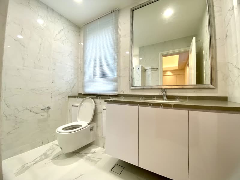 Chancery Lane, Chancery Lane, 5 Bedrooms, 4,000 sqft, Semi-Detached House For Rent, by Paew Parichart Vongvitavat, 500199877 - Attached Bathroom 5 - PropertyGuru.com.sg