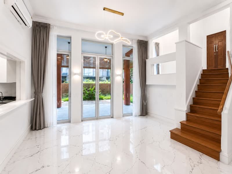 Chancery Lane, Chancery Lane, 5 Bedrooms, 4,000 sqft, Semi-Detached House For Rent, by Paew Parichart Vongvitavat, 500199877 - Living Room - PropertyGuru.com.sg