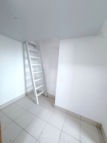 Domain 21, 21 Delta Road, 3 Bedrooms, 1,281 sqft, Condominium For Rent, by Michelle Chia, 500199878 - Helper’s room  - PropertyGuru.com.sg