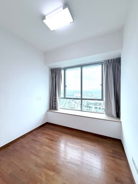 Domain 21, 21 Delta Road, 3 Bedrooms, 1,281 sqft, Condominium For Rent, by Michelle Chia, 500199878 - Bedroom 3 - PropertyGuru.com.sg