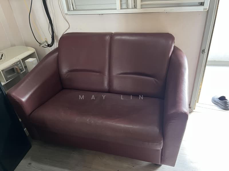 573 Cheng San Court, 573 Ang Mo Kio Avenue 3, 3 Bedrooms, 1,000 sqft, HDB Flat For Rent, by May Lin, 500199885 - Living Room - PropertyGuru.com.sg