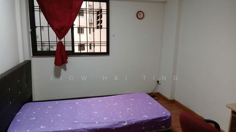 774 Yishun Avenue 3, 774 Yishun Avenue 3, Room Rental, 200 sqft, HDB Flat For Rent, by Liow Hai Ting, 500199898 - Bedroom - PropertyGuru.com.sg