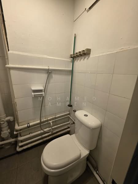 Kallang Bahru, 66 Kallang Bahru, 450 sqft, Shop / Shophouse For Rent, by Mohamed Ameen, 500199905 - Bathroom - CommercialGuru.com.sg