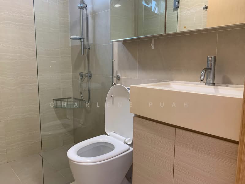 A Treasure Trove, 58 Punggol Walk, 2 Bedrooms, 775 sqft, Condominium For Rent, by Charlene Puah, 500199914 - Bathroom - PropertyGuru.com.sg
