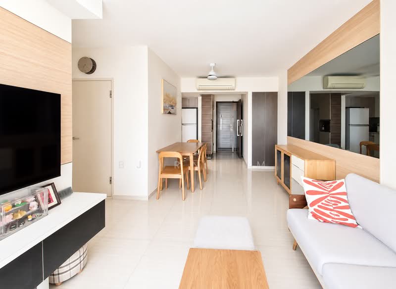 311C Clementi Avenue 4, 311C Clementi Avenue 4, 3 Bedrooms, 883 sqft, HDB Flat For Sale, by Bjorn Lim, 500199922 - Living Room - PropertyGuru.com.sg