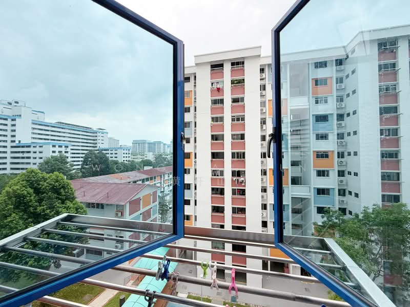 412 Saujana Road, 412 Saujana Road, 3 Bedrooms, 904 sqft, HDB Flat For Sale, by Wong Kai Sun 黄开山, 500199924 - Exterior - PropertyGuru.com.sg