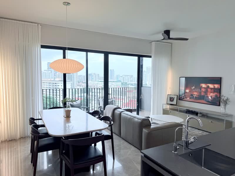 Piccadilly Grand, 1 Northumberland Road, 4 Bedrooms, 1,410 sqft, Condominium For Sale, by Jonathan Tan Say Keong, 500199930 - Living Room - PropertyGuru.com.sg