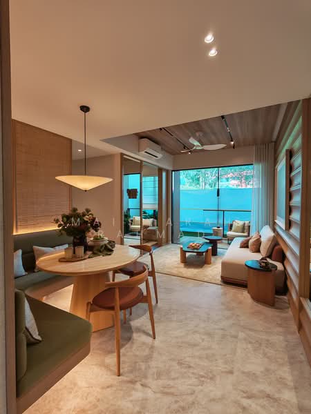 Dunearn House, 766 Dunearn Road, 3 Bedrooms, 947 sqft, Condominium For Sale, by Maisyarah Rahmad, 500199936 - Living Room - PropertyGuru.com.sg