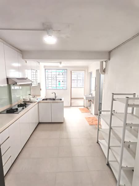 173 Lorong 1 Toa Payoh, 173 Lorong 1 Toa Payoh, 2 Bedrooms, 710 sqft, HDB Flat For Sale, by Kenny Tan, 500199941 - PropertyGuru.com.sg