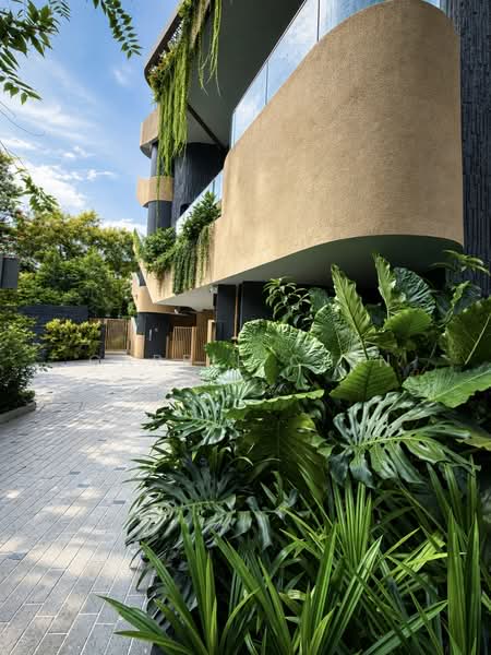 The Giverny Residences, 6 Robin Drive, 4 Bedrooms, 1,841 sqft, Condominium For Sale, by Carrie Chin, 500199943 - Exterior - PropertyGuru.com.sg
