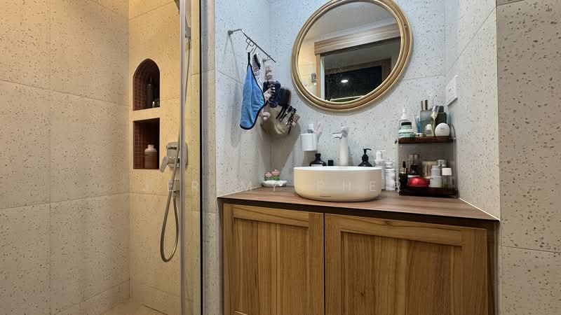 Fulcrum, 33 Fort Road, 2 Bedrooms, 710 sqft, Condominium For Sale, by Jeremy Pher, 500199944 - Bathroom - PropertyGuru.com.sg