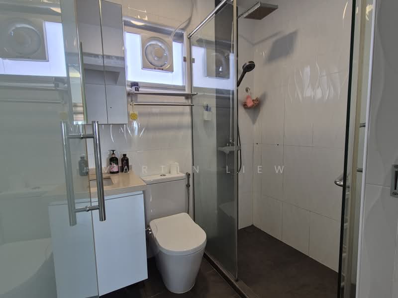 442B Fajar Road, 442B Fajar Road, Room Rental, 100 sqft, HDB Flat For Rent, by Martin Liew, 500199952 - Bathroom - PropertyGuru.com.sg