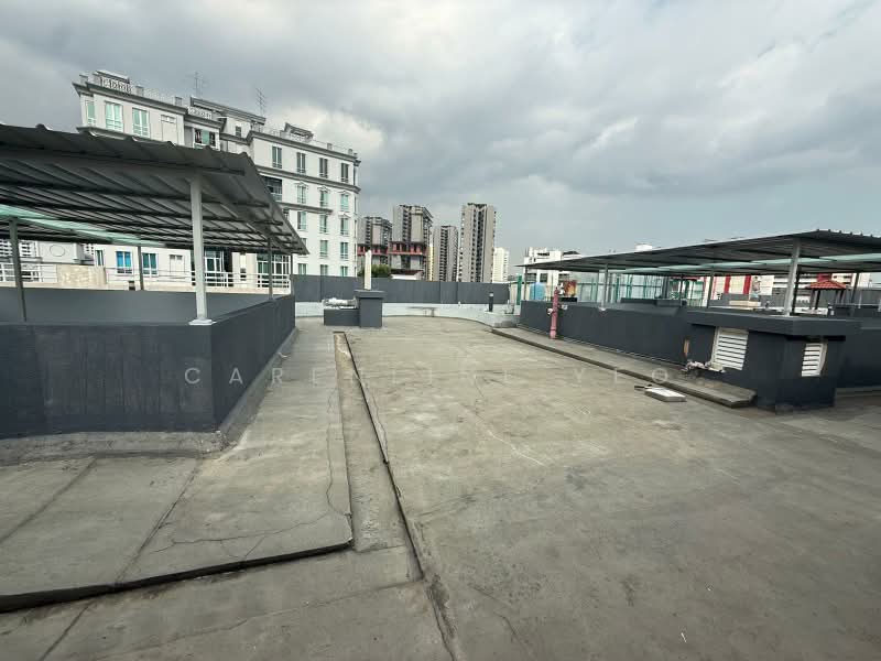 Thomson Imperial Court, 200 Upper Thomson Road, 3 Bedrooms, 1,600 sqft, Condominium For Rent, by Carenline Yeo, 500199960 - Roof - PropertyGuru.com.sg
