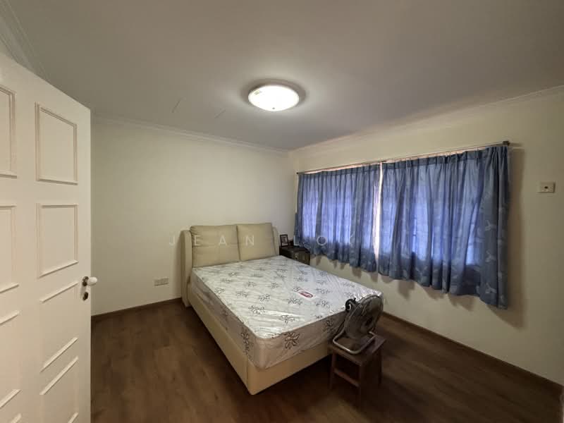 Sea breeze Avenue, Sea breeze avenue, 5 Bedrooms, 2,200 sqft, Terraced House For Sale, by Jean Loke, 500199964 - Bedroom - PropertyGuru.com.sg