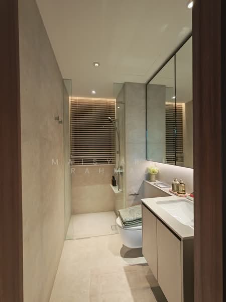 Dunearn House, 770 Dunearn Road, 2 Bedrooms, 667 sqft, Condominium For Sale, by Maisyarah Rahmad, 500199966 - Bathroom - PropertyGuru.com.sg