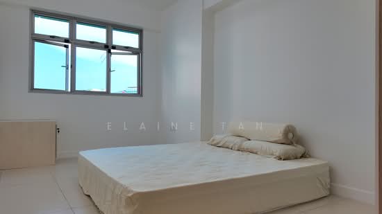For Rent - 782B Woodlands Crescent