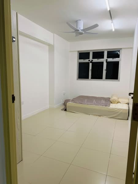 782B Woodlands Crescent, 782B Woodlands Crescent, Room Rental, 100 sqft, HDB Flat For Rent, by Elaine Tan, 500199969 - Bedroom - PropertyGuru.com.sg