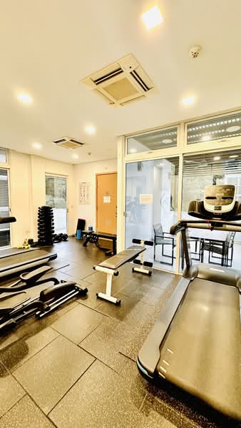 SeaSuites, 252 Pasir Panjang Road, 1 Bedroom, 517 sqft, Apartment For Rent, by Lawrence Tan, 500199971 - Gym - PropertyGuru.com.sg