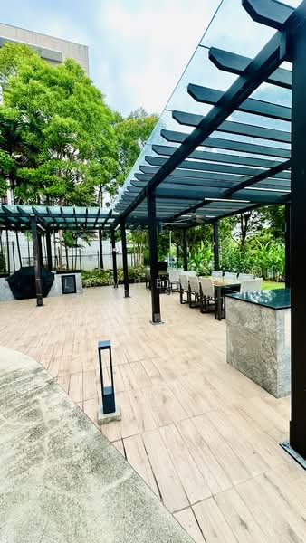 SeaSuites, 252 Pasir Panjang Road, 1 Bedroom, 517 sqft, Apartment For Rent, by Lawrence Tan, 500199971 - Exterior - PropertyGuru.com.sg
