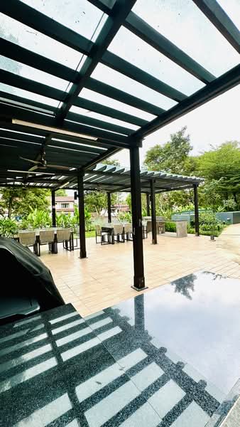SeaSuites, 252 Pasir Panjang Road, 1 Bedroom, 517 sqft, Apartment For Rent, by Lawrence Tan, 500199971 - Exterior - PropertyGuru.com.sg