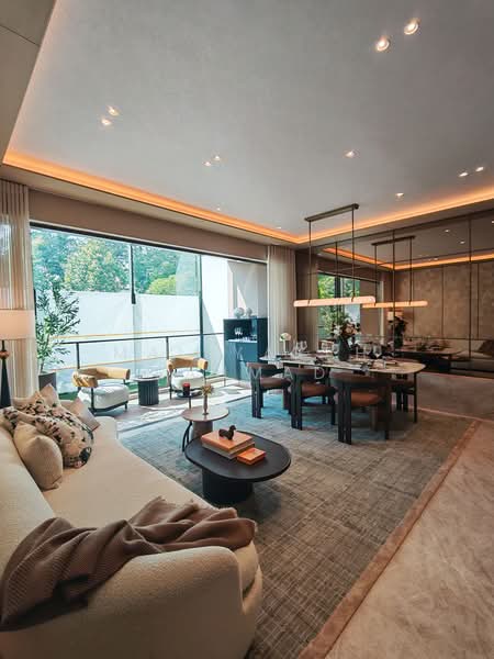 Dunearn House, 762 Dunearn Road, 4 Bedrooms, 1,378 sqft, Condominium For Sale, by Maisyarah Rahmad, 500199975 - Living Room - PropertyGuru.com.sg