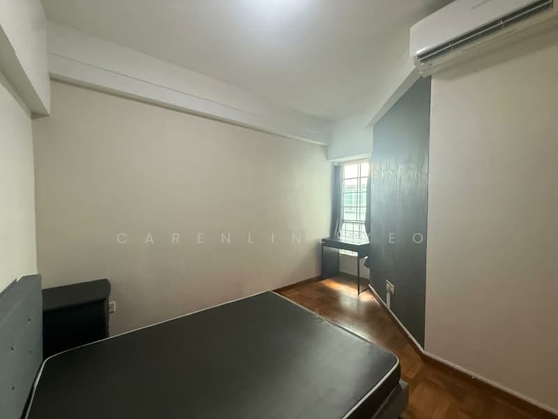 Thomson Imperial Court, 200 Upper Thomson Road, 2 Bedrooms, 850 sqft, Condominium For Rent, by Carenline Yeo, 500199976 - Bedroom - PropertyGuru.com.sg