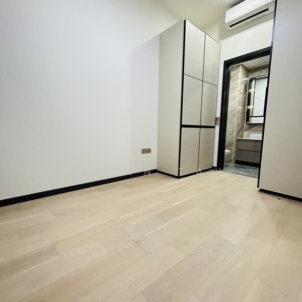 Perfect Ten, 323 Bukit Timah Road, 2 Bedrooms, 764 sqft, Condominium For Rent, by Alvin Tay, 500199996 - Master bedroom - PropertyGuru.com.sg