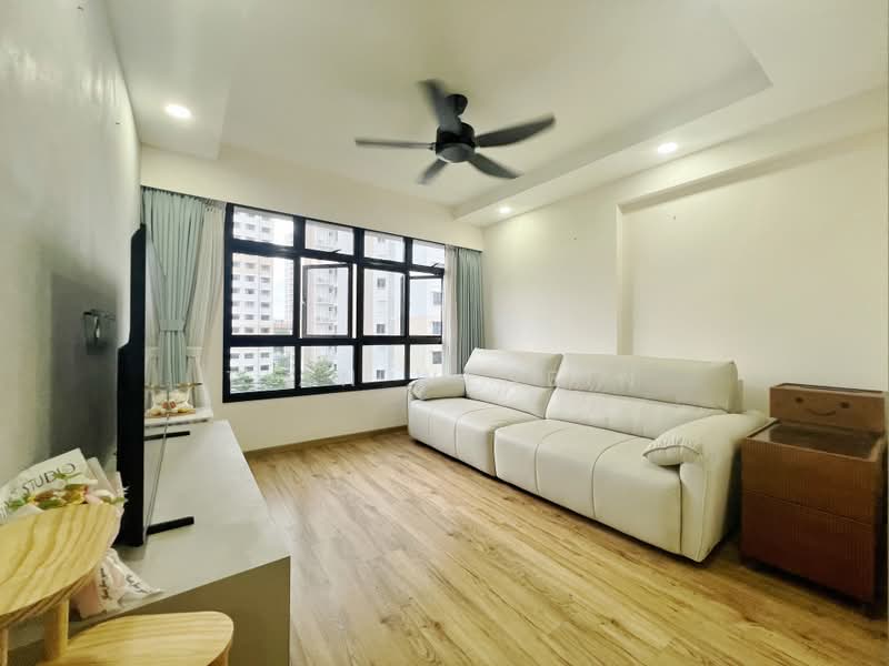 264 Toa Payoh Apex, 264 Toa Payoh East, 3 Bedrooms, 1,001 sqft, HDB Flat For Rent, by Tian Wenbin, 500200002 - Living Room - PropertyGuru.com.sg