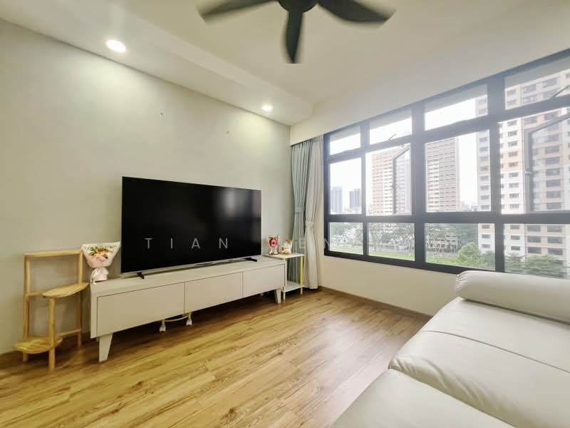 264 Toa Payoh Apex, 264 Toa Payoh East, 3 Bedrooms, 1,001 sqft, HDB Flat For Rent, by Tian Wenbin, 500200002 - Living Room - PropertyGuru.com.sg