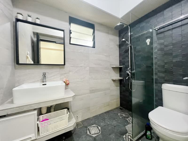 264 Toa Payoh Apex, 264 Toa Payoh East, 3 Bedrooms, 1,001 sqft, HDB Flat For Rent, by Tian Wenbin, 500200002 - Bathroom - PropertyGuru.com.sg