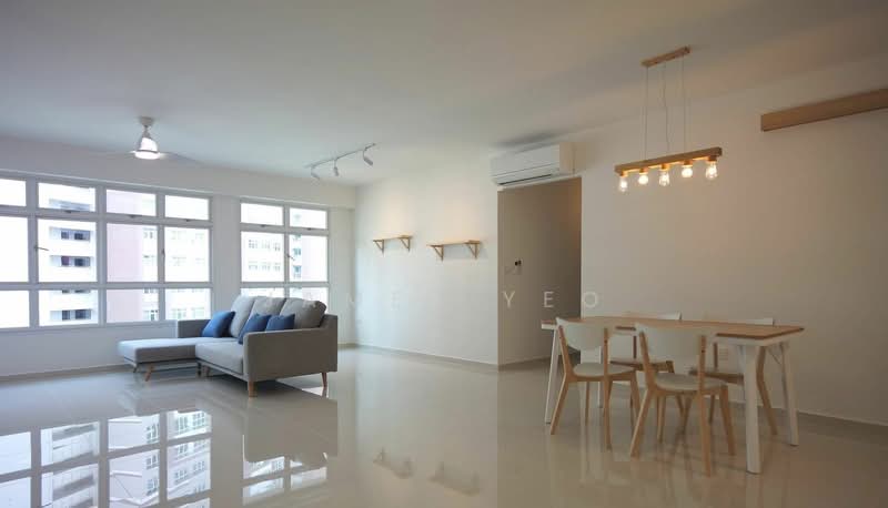 453B Bukit Batok West Avenue 6, 453B Bukit Batok West Avenue 6, 3 Bedrooms, 1,237 sqft, HDB Flat For Sale, by James Yeo, 500200006 - Living Room - PropertyGuru.com.sg