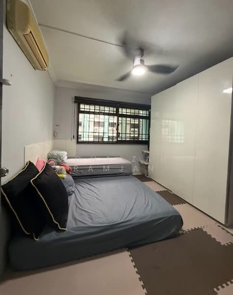 899C Woodlands Drive 50, 899C Woodlands Drive 50, 4 Bedrooms, 1,270 sqft, HDB Flat For Sale, by Rohaizah Ramjan, 500200013 - Bedroom - PropertyGuru.com.sg