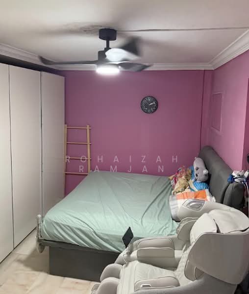899C Woodlands Drive 50, 899C Woodlands Drive 50, 4 Bedrooms, 1,270 sqft, HDB Flat For Sale, by Rohaizah Ramjan, 500200013 - Bedroom - PropertyGuru.com.sg