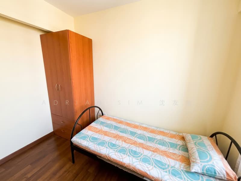 36 Margaret Drive, 36 Margaret Drive, Room Rental, 120 sqft, HDB Flat For Rent, by Adrian Sim 沈友顺, 500200015 - Bedroom - PropertyGuru.com.sg