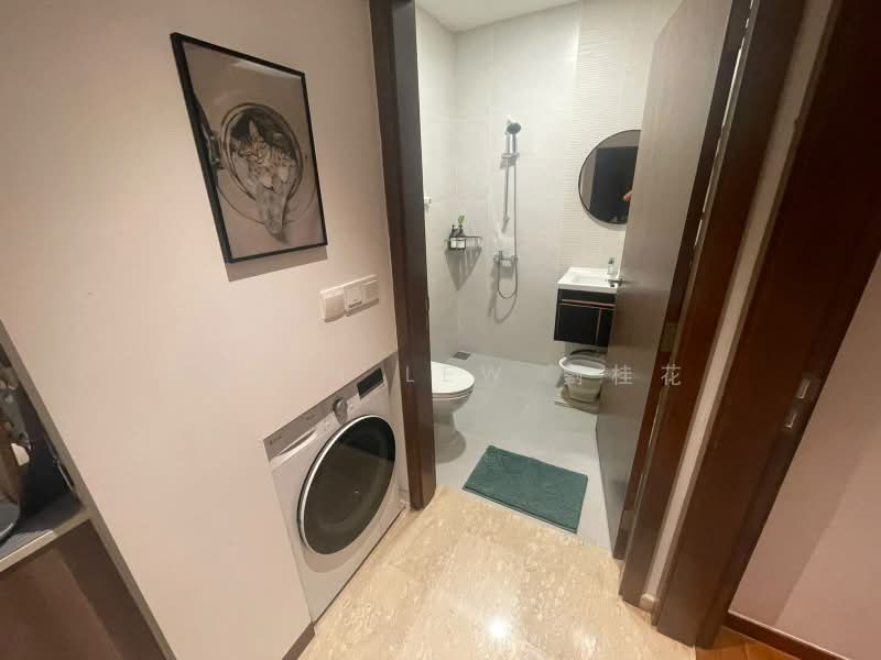 Prestige Loft, 286 Telok Kurau Road, 2 Bedrooms, 753 sqft, Apartment For Rent, by Helen Lew 劉桂花, 500200016 - Bathroom - PropertyGuru.com.sg