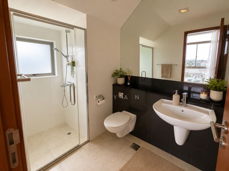 The Shelford, 1 Shelford Road, 4 Bedrooms, 2,293 sqft, Condominium For Rent, by Hu Yan, 500200018 - Bathroom - PropertyGuru.com.sg