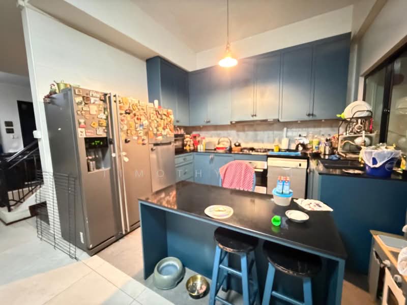 Summer Gardens, Upper Changi Road East, 5 Bedrooms, 3,024 sqft, Terraced House For Sale, by Timothy Tan, 500200020 - Kitchen - PropertyGuru.com.sg