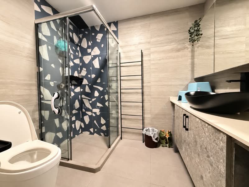 Summer Gardens, Upper Changi Road East, 5 Bedrooms, 3,024 sqft, Terraced House For Sale, by Timothy Tan, 500200020 - Bathroom - PropertyGuru.com.sg