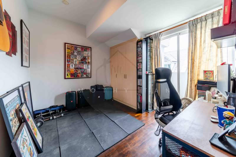 Summer Gardens, Upper Changi Road East, 5 Bedrooms, 3,024 sqft, Terraced House For Sale, by Timothy Tan, 500200020 - Study - PropertyGuru.com.sg