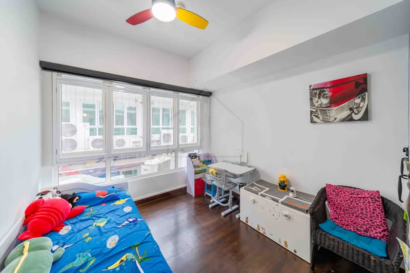 Summer Gardens, Upper Changi Road East, 5 Bedrooms, 3,024 sqft, Terraced House For Sale, by Timothy Tan, 500200020 - Bedroom - PropertyGuru.com.sg