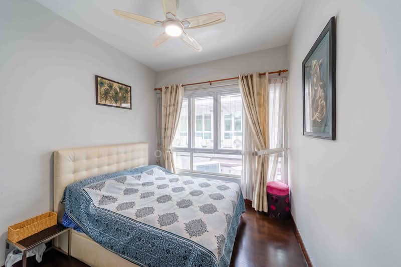 Summer Gardens, Upper Changi Road East, 5 Bedrooms, 3,024 sqft, Terraced House For Sale, by Timothy Tan, 500200020 - Bedroom - PropertyGuru.com.sg